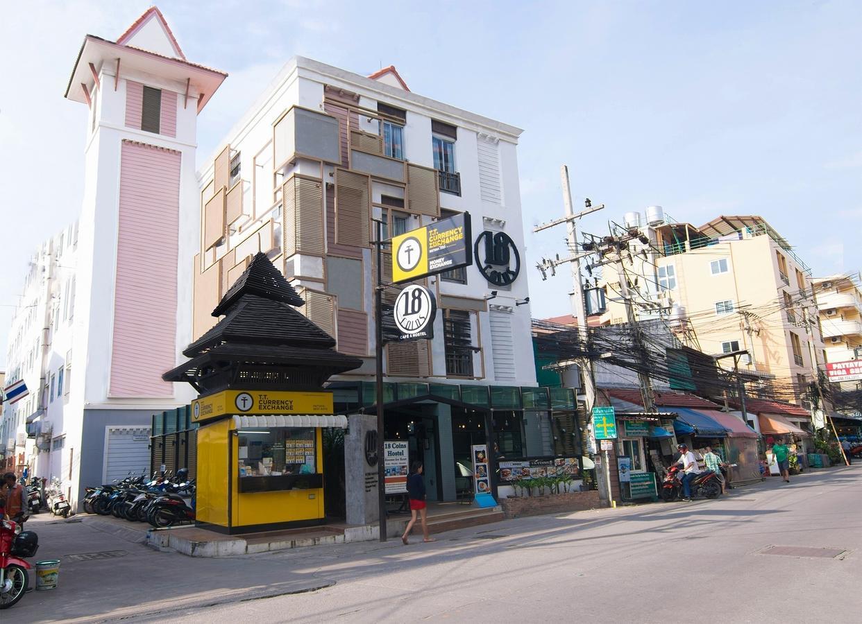 18 코인스 카페&호스텔 파타야 외부 사진